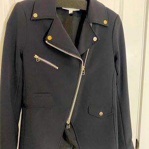 Veronica Beard black with silver zippers size 6.